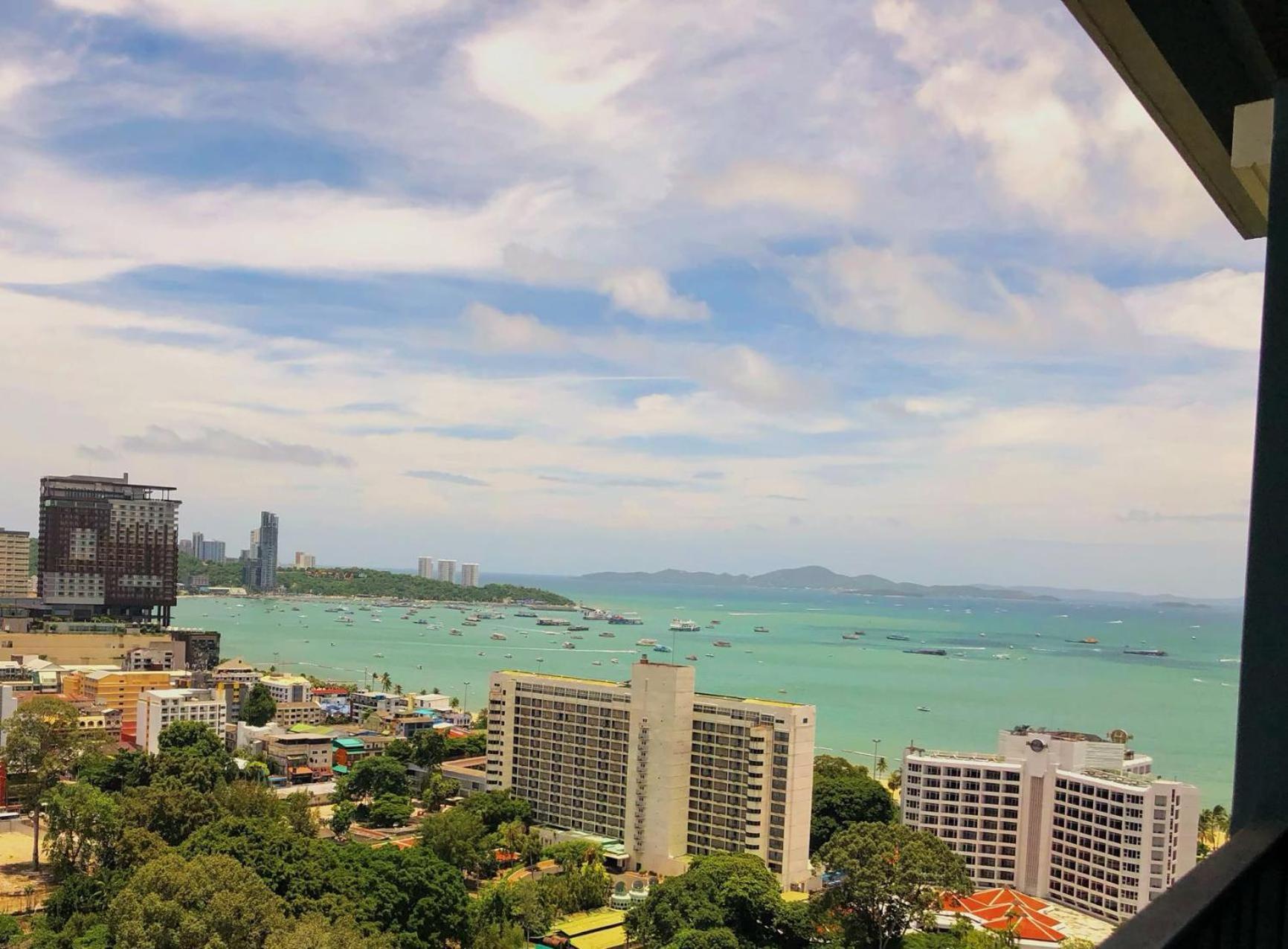 芭提雅fnb Central 无边泳池 Pattaya Exteriér fotografie