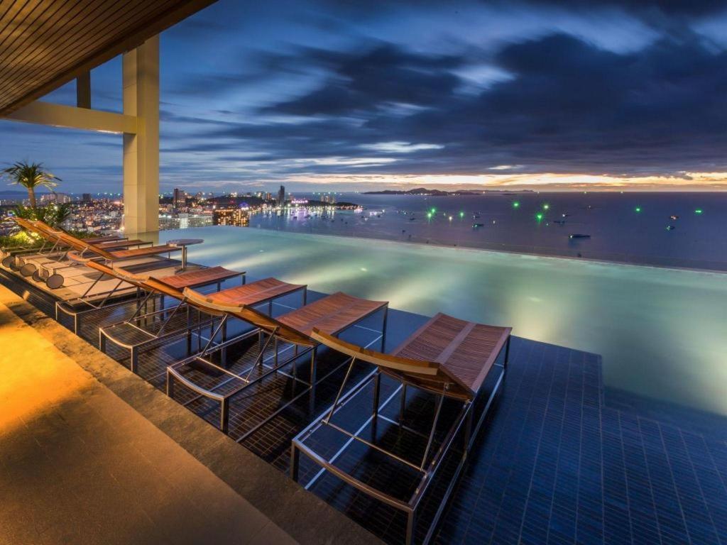 芭提雅fnb Central 无边泳池 Pattaya Exteriér fotografie